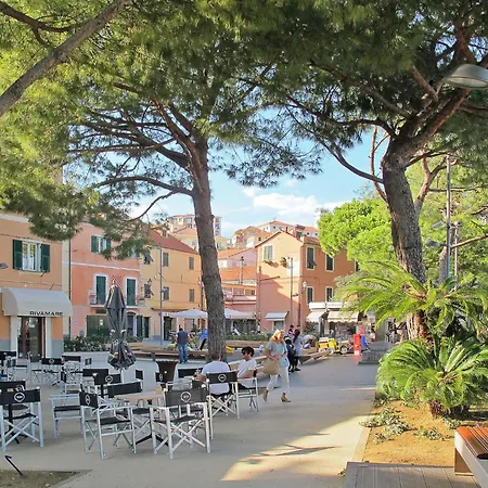 Apartment Casa Del Mare By Interhome Oneglia